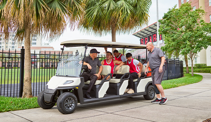 Toro Vista 8-Passenger Shuttle